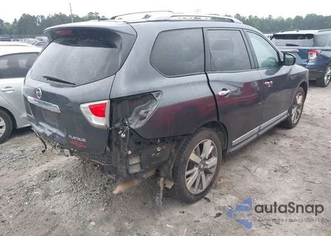 2013 Nissan Pathfinder Platinum z USA, uszkodzony, nr VIN 5N1AR2MN6DC628835